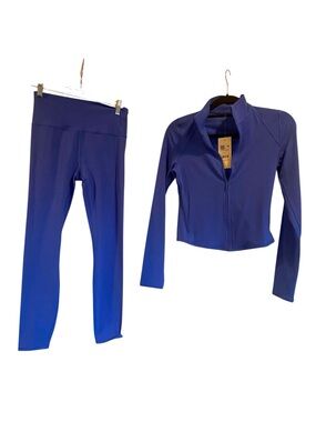 NWT Vuori All The Feels Full Zip/Matching Leggings ELECTRIC BLUE Size Small